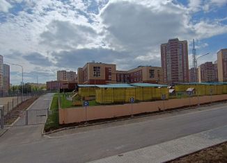 Продажа 2-ком. квартиры, 55.1 м2, Чебоксары, улица Академика РАН Х.М. Миначева, 13