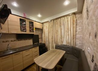 Продается трехкомнатная квартира, 57.4 м2, Кингисепп, Крикковское шоссе, 27/50