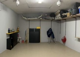 Продаю гараж, 27 м2, Тюмень, улица Василия Гольцова, 34с1