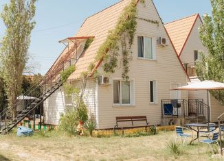 Сдаю коттедж, 200 м2, Феодосия, Керченское шоссе, 33А