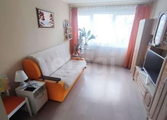 Продаю 3-ком. квартиру, 59.3 м2, Санкт-Петербург, улица Пионерстроя, 18, Красносельский район