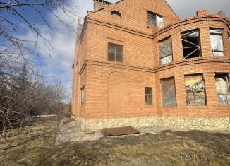 Продаю дом, 439 м2, Октябрьский, улица Нефтяников, 39