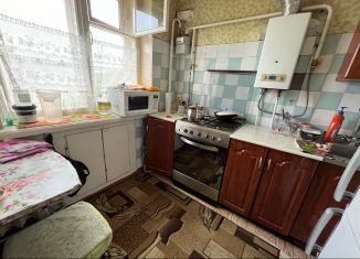Продажа 3-ком. квартиры, 54 м2, Псковская область, улица Гастелло, 12
