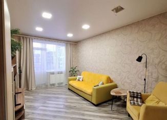 Сдача в аренду 2-ком. квартиры, 60 м2, Всеволожск, Центральная улица, 4