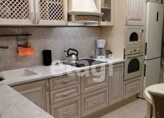 Сдается 1-ком. квартира, 46 м2, Тюмень, улица Энергостроителей, 20к2, ЖК Вершины