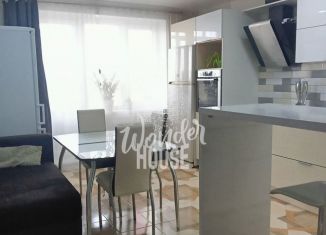 Продажа трехкомнатной квартиры, 90 м2, Тюменская область, улица Созидателей, 11