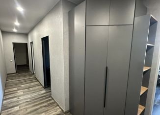 Сдам 3-ком. квартиру, 76.5 м2, посёлок Шушары, Сарицкая улица