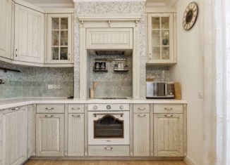 Трехкомнатная квартира в аренду, 95 м2, Новосибирск, микрорайон Горский, 84, метро Площадь Маркса