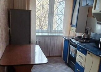 Сдам в аренду двухкомнатную квартиру, 49.6 м2, Улан-Удэ, Комсомольская улица, 1