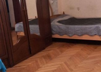 Сдаю 1-комнатную квартиру, 38 м2, Сочи, улица Горького, 43, микрорайон Центральный