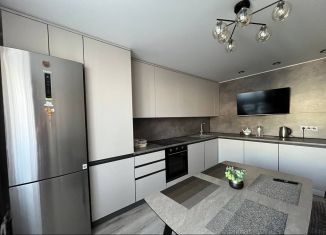 Продам 2-комнатную квартиру, 64 м2, Краснодар, улица Героя Владислава Посадского, 69, микрорайон Восточно-Кругликовский
