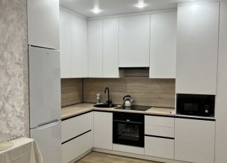 Сдача в аренду 1-ком. квартиры, 40 м2, Астрахань, улица Бехтерева, 2В, Кировский район