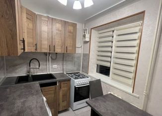 Сдается в аренду 2-комнатная квартира, 42.8 м2, поселок городского типа Афипский, улица Победы, 7