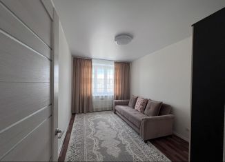 Сдается в аренду 2-комнатная квартира, 69.8 м2, Тюмень, Новгородская улица, 22