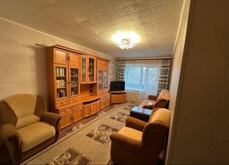 Сдам 3-ком. квартиру, 60 м2, Кингисепп, Театральная улица, 5