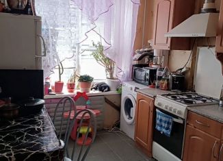 Продам 3-комнатную квартиру, 47 м2, Санкт-Петербург, проспект Славы, 12к1, Фрунзенский район