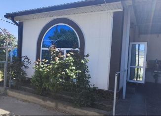 Сдам дом, 102 м2, станица Тамань, улица Кирова, 76