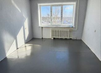 Продается 2-комнатная квартира, 51.4 м2, Чудово, улица Большевиков, 26