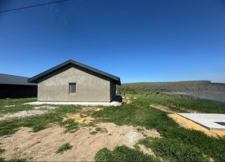 Продается дом, 87 м2, посёлок городского типа Гвардейское, Гвардейская улица