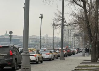 Продажа 3-ком. квартиры, 53 м2, Москва, ЦАО, Гончарный проезд, 6с1А