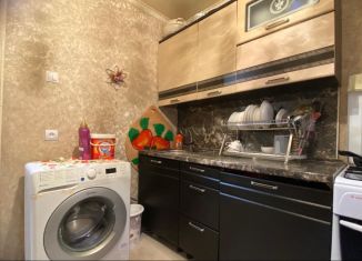 3-комнатная квартира на продажу, 60 м2, Грозный, улица А.А. Айдамирова, 143, микрорайон Ипподромный