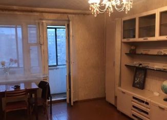Однокомнатная квартира на продажу, 36 м2, Магнитогорск, улица 50-летия Магнитки, 70