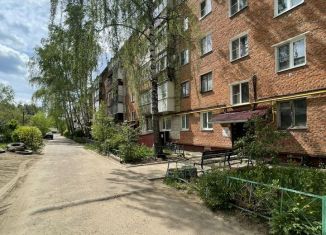 Продается двухкомнатная квартира, 46.9 м2, Котовск, улица 9-й Пятилетки, 9