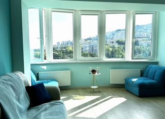 Сдам квартиру студию, 40 м2, Ялта, улица Кривошты, 11А, ЖК Континент