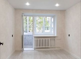 Продается 3-ком. квартира, 60 м2, Псковская область, Красноармейская улица, 15