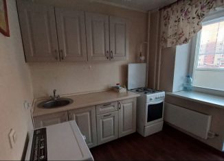 Сдается в аренду 1-ком. квартира, 32.5 м2, Верхняя Пышма, улица Уральских Рабочих, 42