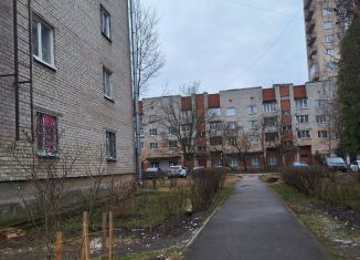 Продам 2-ком. квартиру, 41.2 м2, Отрадное, Заводская улица, 4