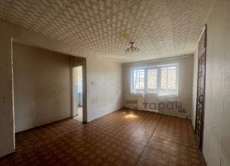 Продаю 2-комнатную квартиру, 43 м2, Челябинск, площадь МОПРа, 6