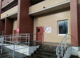 Продам 1-ком. квартиру, 33 м2, Глазов, Сибирская улица, 6