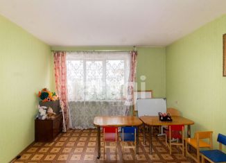 Продаю трехкомнатную квартиру, 60.2 м2, Свердловская область, Черноисточинское шоссе, 54