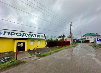 Продаю торговую площадь, 82 м2, Саратов, Заводской район, Черёмуховая улица, 28