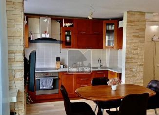 Продается 4-ком. квартира, 82 м2, Йошкар-Ола, бульвар Чавайна, 12, микрорайон Юбилейный