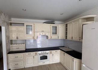 Сдается в аренду 3-ком. квартира, 67 м2, Москва, улица Поляны, 5Ак1, ЮЗАО