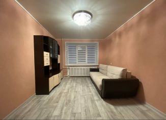 Продам 2-ком. квартиру, 39.2 м2, Октябрьский, 21-й микрорайон, 10