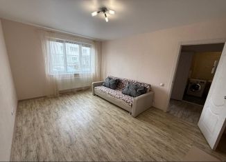 Продаю 1-ком. квартиру, 35.5 м2, деревня Куюки, улица 21-й Квартал, 11