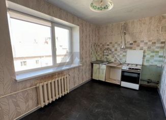 Продается 3-комнатная квартира, 75.9 м2, Балтийск, улица Головко, 10