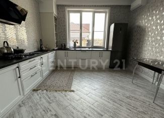 Продам дом, 233 м2, посёлок городского типа Кяхулай, улица Шейха Мухаммад Мухтара, 165