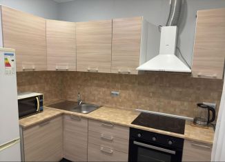 Сдам 1-ком. квартиру, 43 м2, Самара, 5-я просека, ЖК Изумрудный