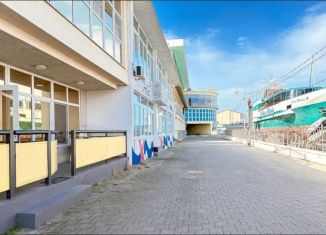 Сдам 2-комнатную квартиру, 74 м2, Краснодарский край, Набережная улица, 7