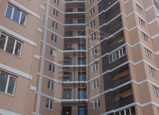 Продаю квартиру со свободной планировкой, 29.5 м2, Краснодар, улица имени Ф.И. Шаляпина, 30/1к2, микрорайон Завод Радиоизмерительных Приборов