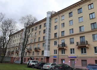 Продаю 3-ком. квартиру, 78.3 м2, Санкт-Петербург, Большой Сампсониевский проспект, 75, метро Лесная