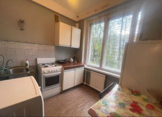 Продаю 2-комнатную квартиру, 46 м2, Санкт-Петербург, улица Добровольцев, 24, метро Проспект Ветеранов