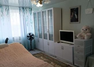 Продажа двухкомнатной квартиры, 52 м2, поселок городского типа Заозерное, Солнечная улица, 1