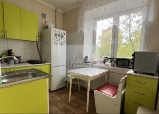 Трехкомнатная квартира на продажу, 64.9 м2, Екатеринбург, Восточная улица, 46, метро Уральская