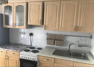 Однокомнатная квартира на продажу, 32.3 м2, Екатеринбург, улица Ильича, 27, метро Проспект Космонавтов