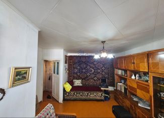 Продажа 2-ком. квартиры, 43.4 м2, Чебоксары, улица Калинина, 104